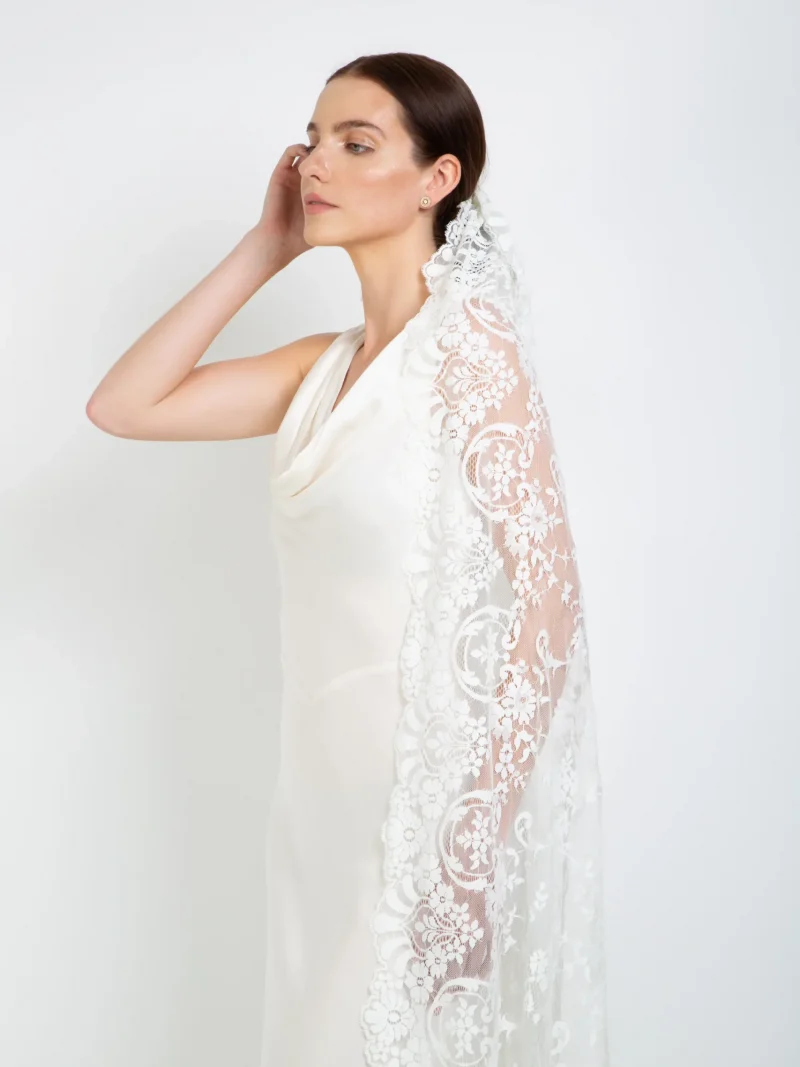 Mathilde Lace wedding Veil
