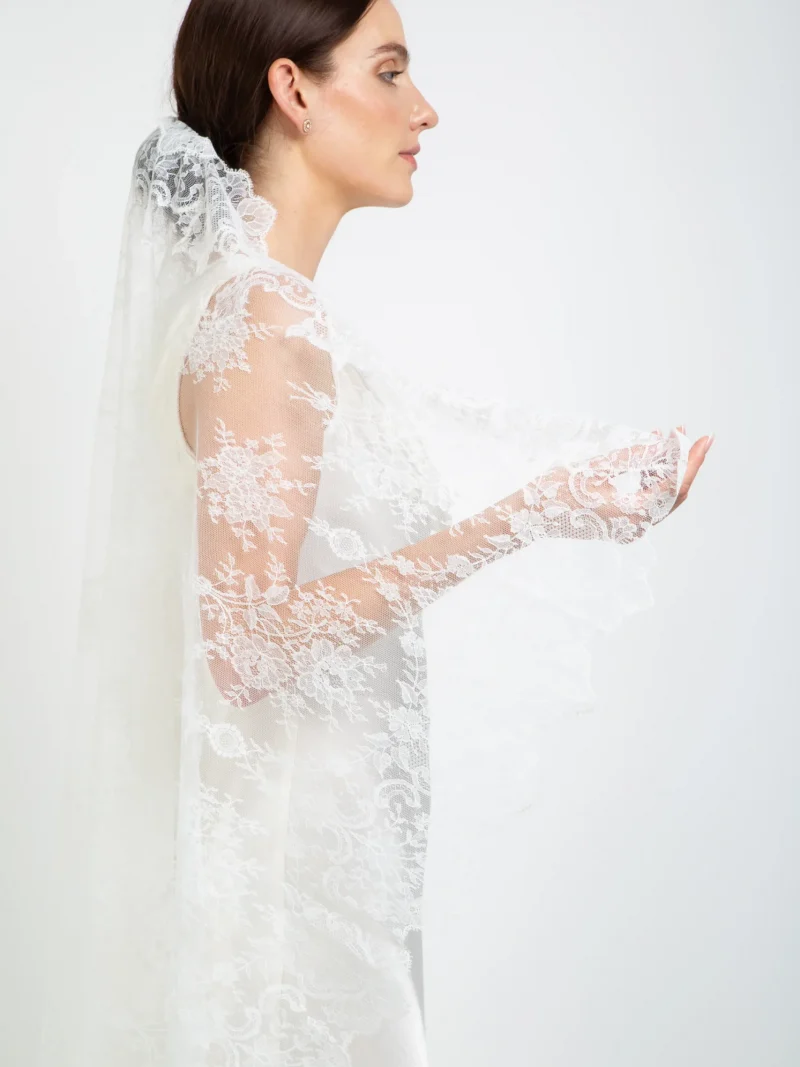 Izabella Lace wedding Veil